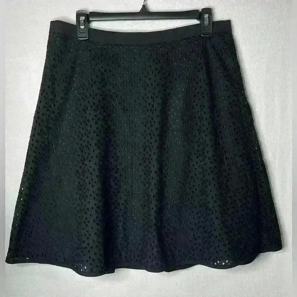 ANN TAYLOR Womens Black Eyelet Skirt Size 10 - Picture 1 of 4